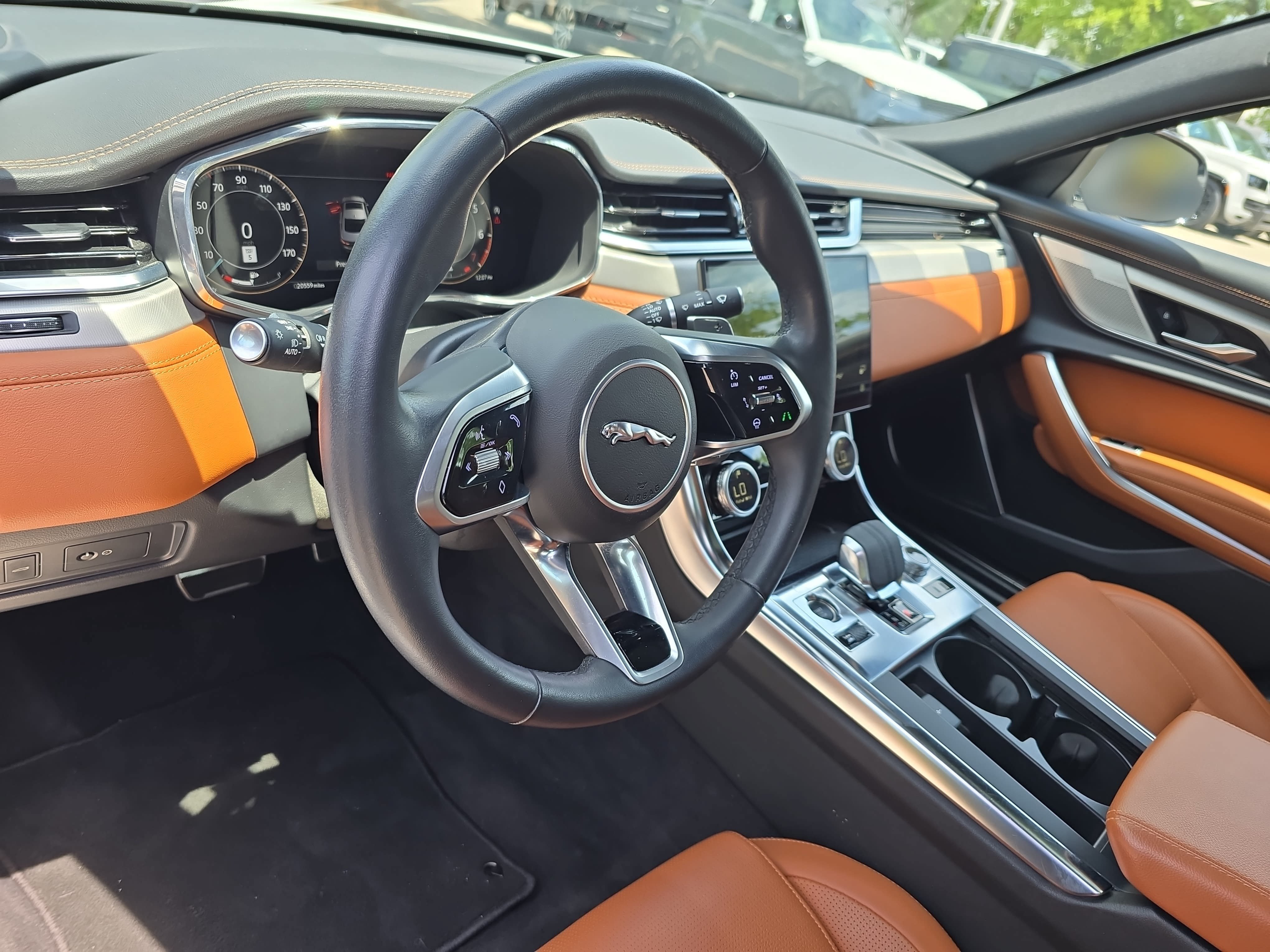 Certified 2024 Jaguar XF R-Dynamic SE RWD image 16