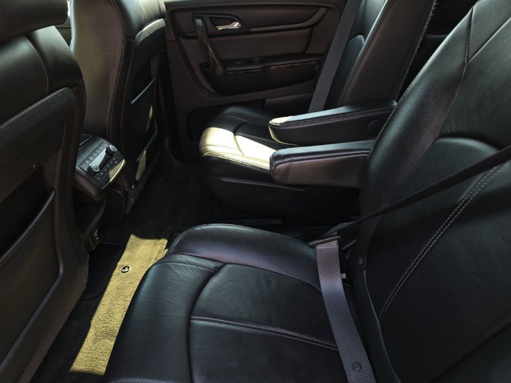 Used 2014 GMC Acadia SLT AWD/4WD image 21