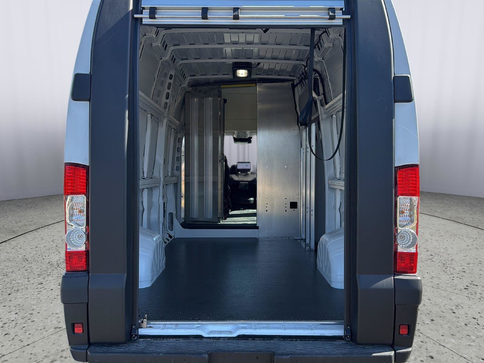 New 2025 RAM ProMaster 3500 FWD image 25