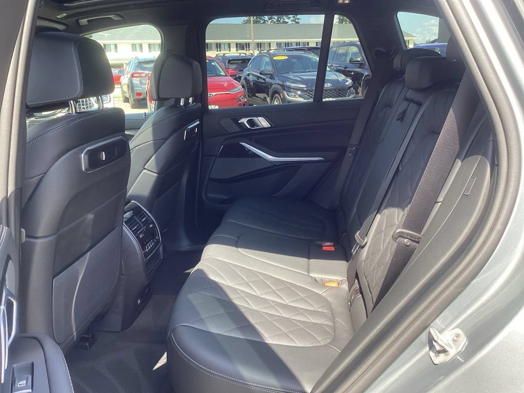Used 2026 BMW X5 xDrive40i AWD/4WD image 18