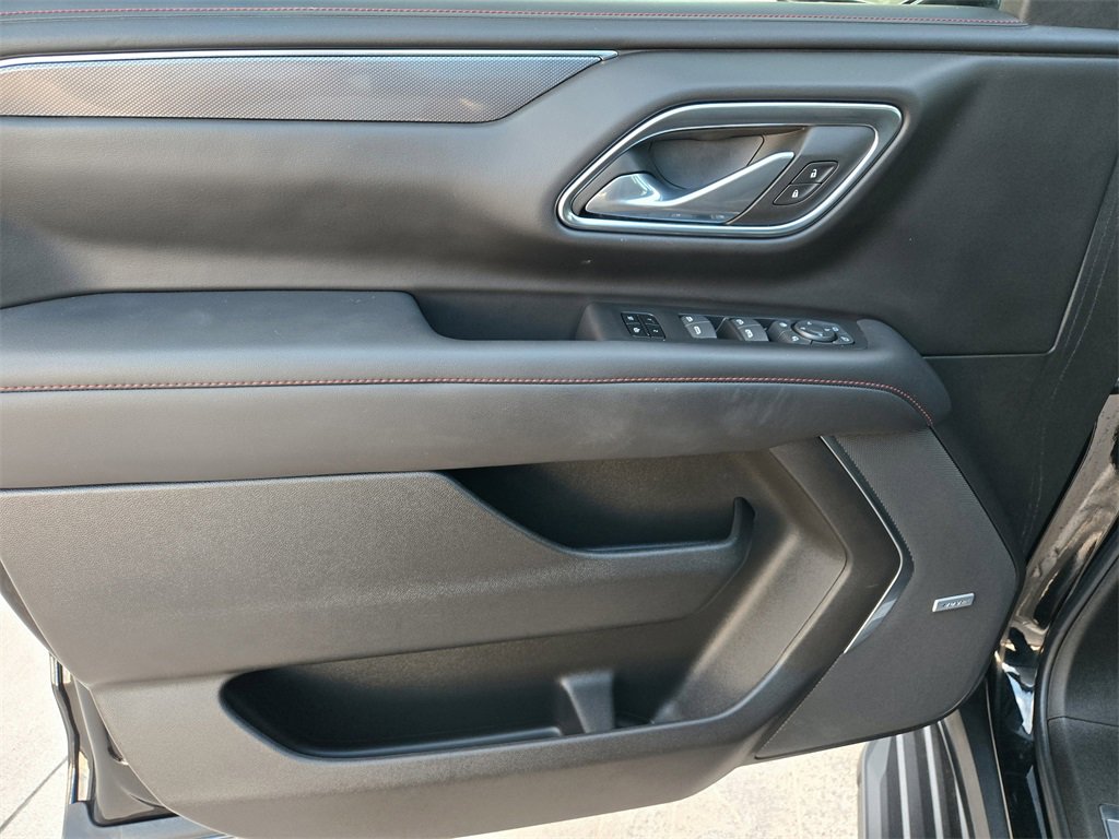 Used 2024 Chevrolet Tahoe RST w/ Luxury Package image 35