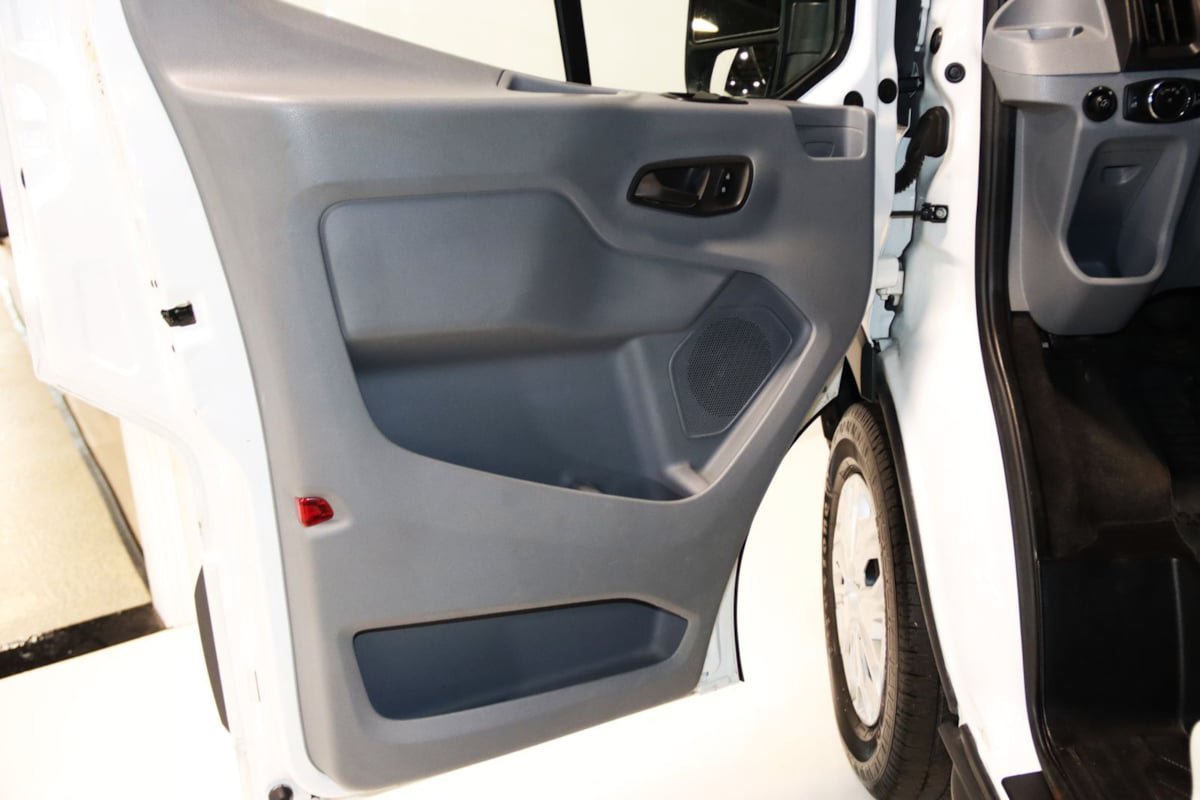 Used 2016 Ford Transit 350 XLT RWD image 33