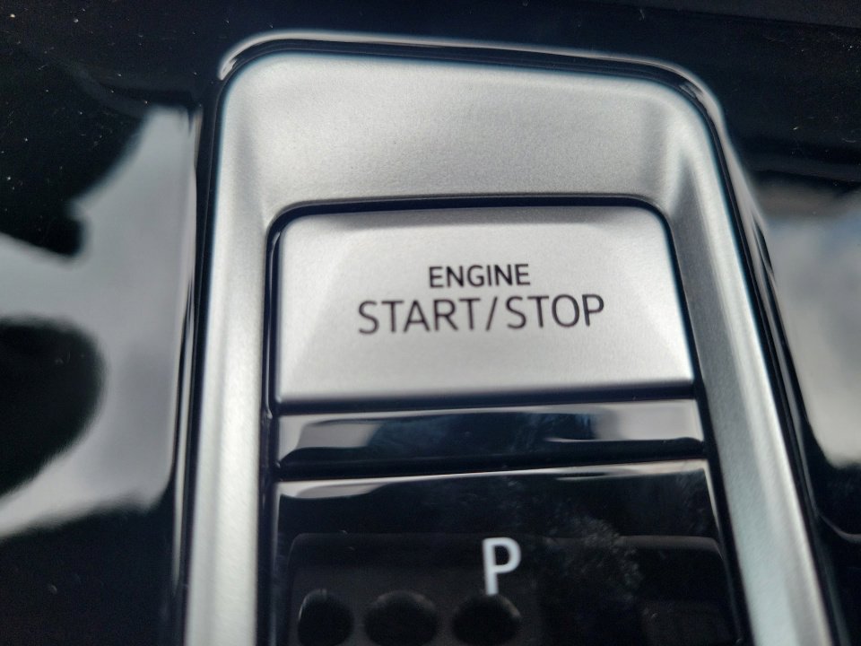 New 2025 Volkswagen Atlas Cross Sport SEL Premium R-Line image 20