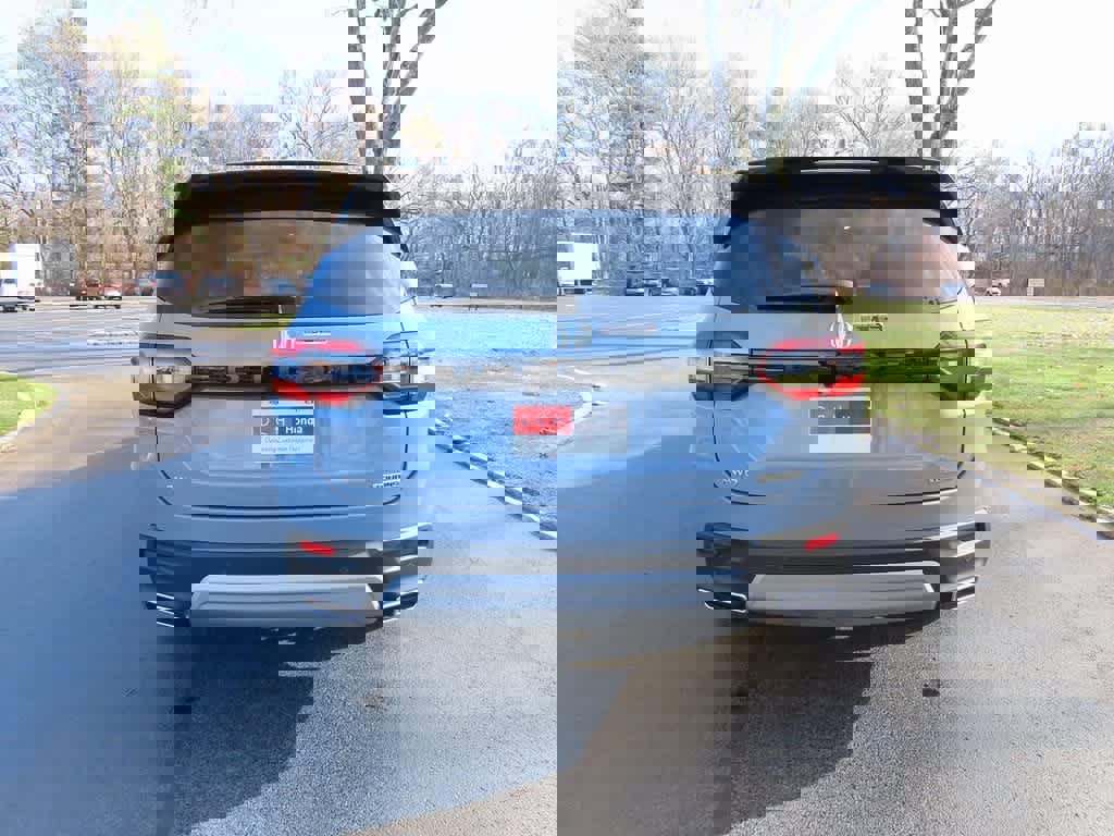 New 2025 Honda Pilot Touring image 5