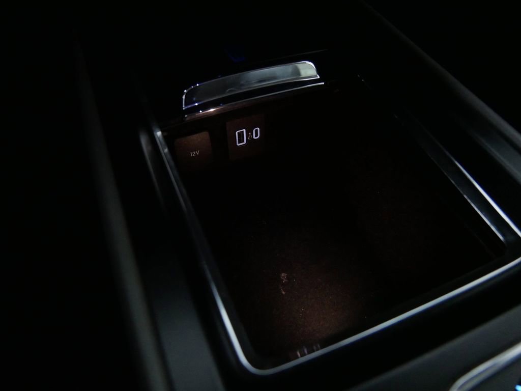 Used 2023 Lincoln Corsair Reserve w/ Towing Package image 24