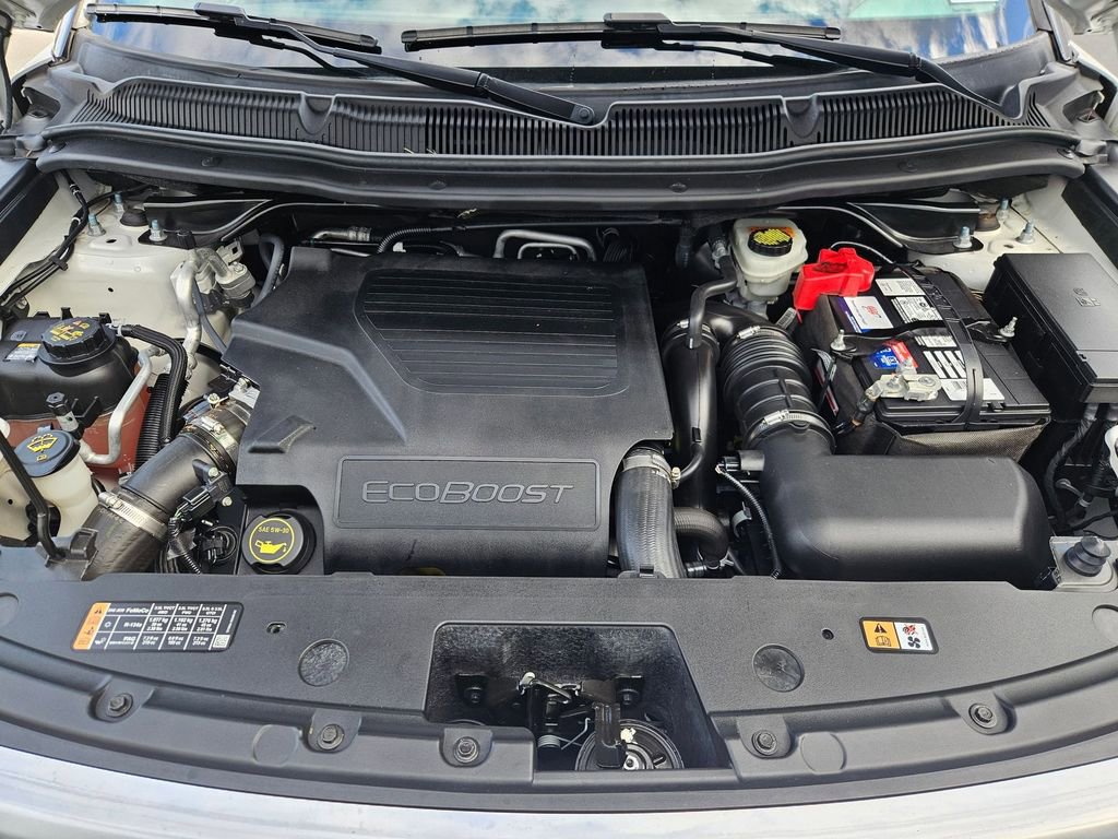 Used 2017 Ford Explorer Platinum image 32