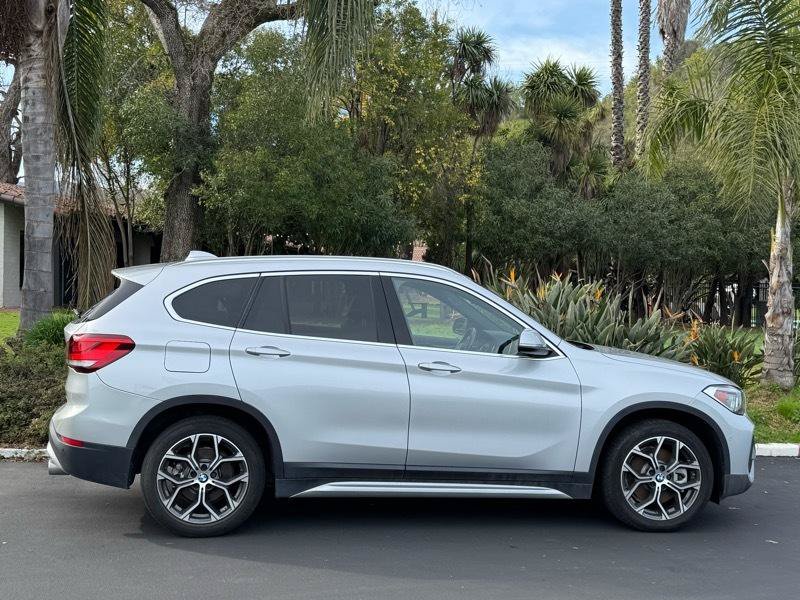 Used 2021 BMW X1 xDrive28i w/ Premium Package AWD/4WD image 5