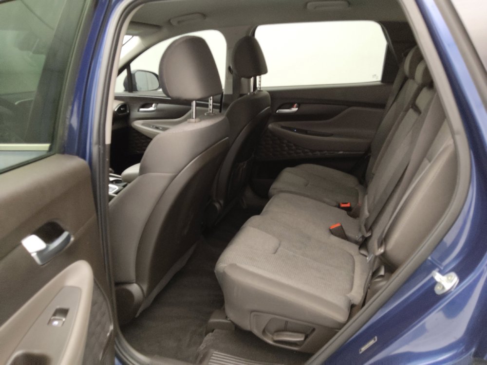 Used 2020 Hyundai Santa Fe SEL FWD image 18