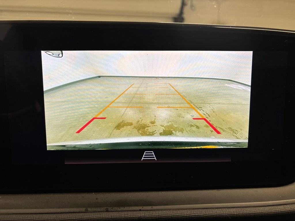 Used 2025 Buick Envista Sport Touring image 33