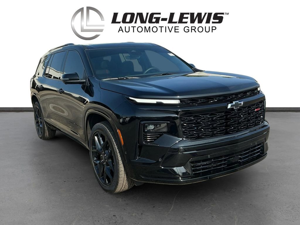 Used 2026 Chevrolet Traverse RS FWD image 10