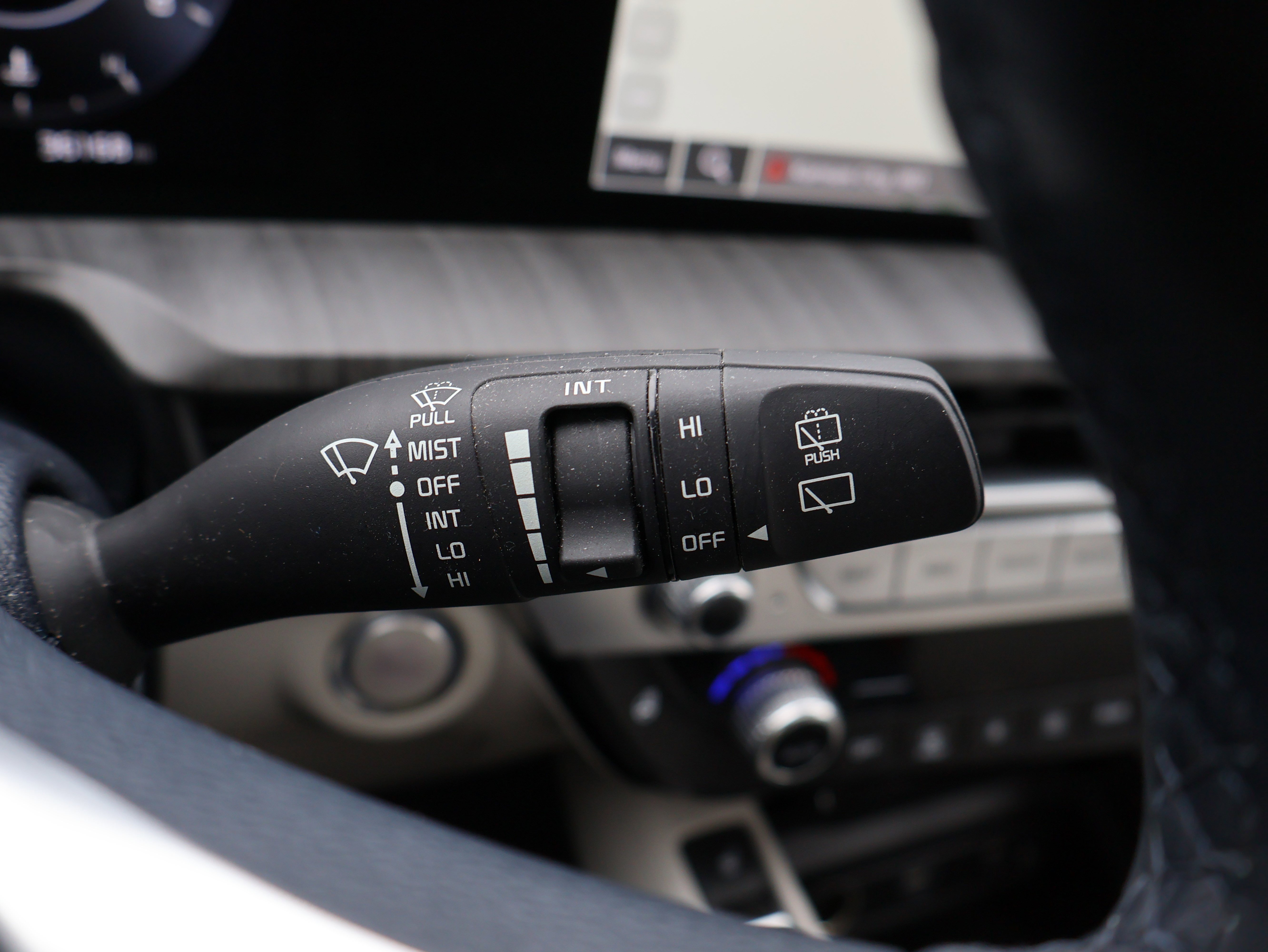 Used 2023 Kia Telluride SX image 37