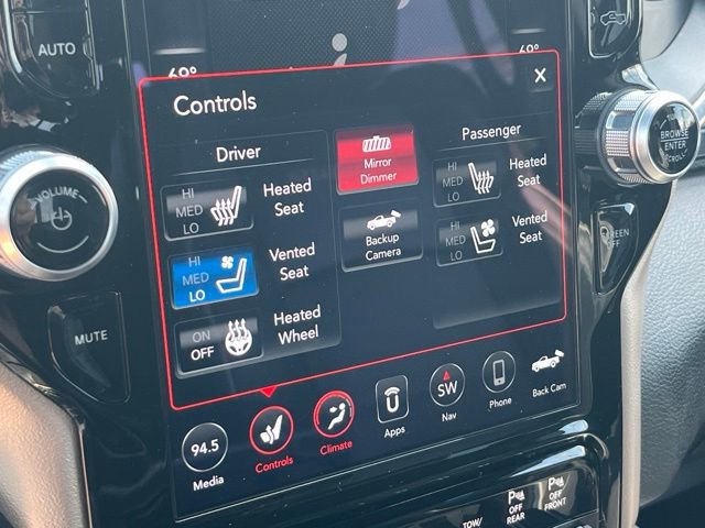 Used 2019 RAM 2500 Laramie w/ Night Edition AWD/4WD image 19