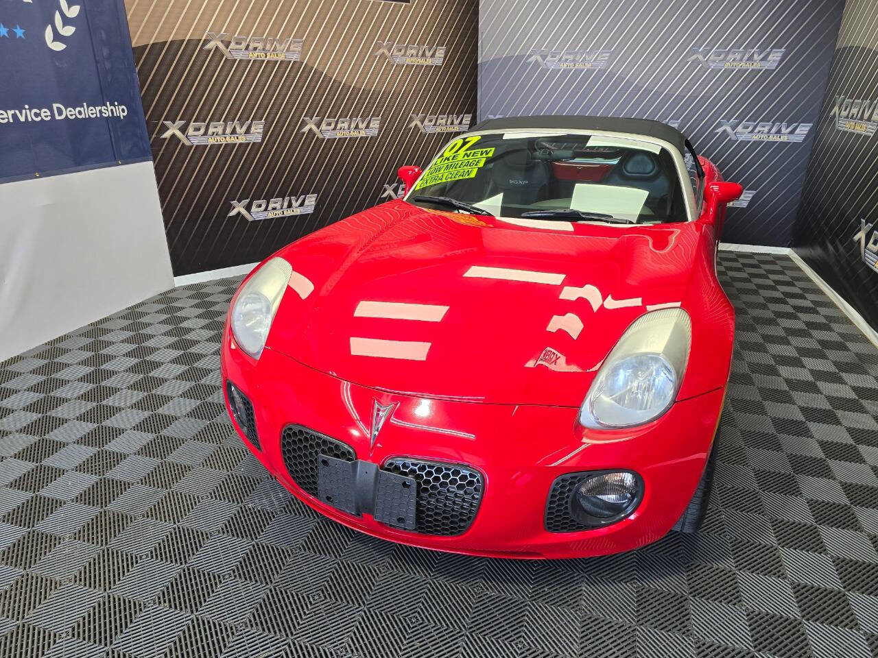 Used 2007 Pontiac Solstice GXP image 4
