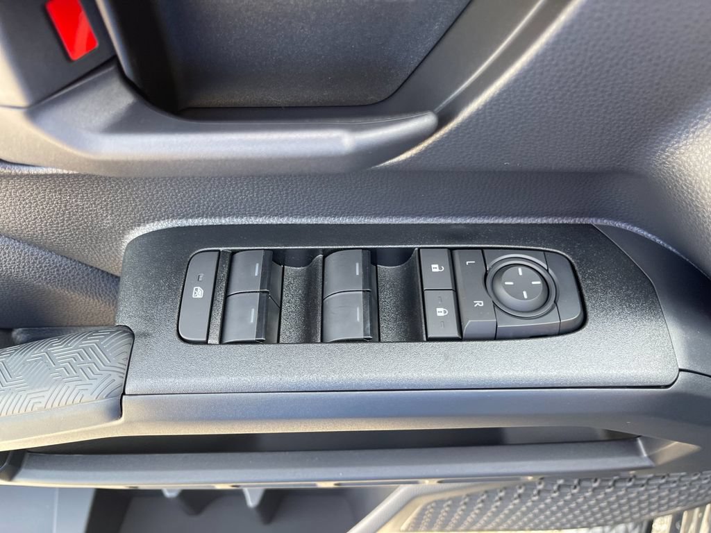 New 2026 Toyota 4Runner SR5 AWD/4WD image 12