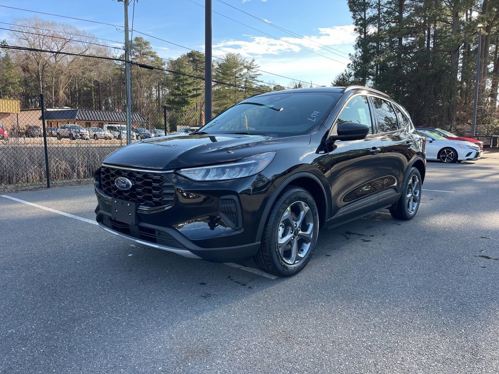 New 2026 Ford Escape ST-Line w/ Tech Pack #1 image 2