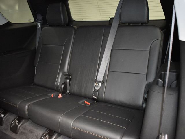 Used 2019 Chevrolet Traverse Premier w/ Redline Edition image 11