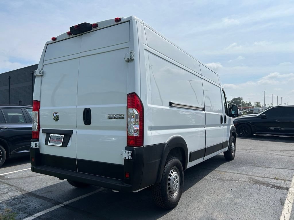 Used 2025 RAM ProMaster 2500 w/ Convenience Group FWD image 7