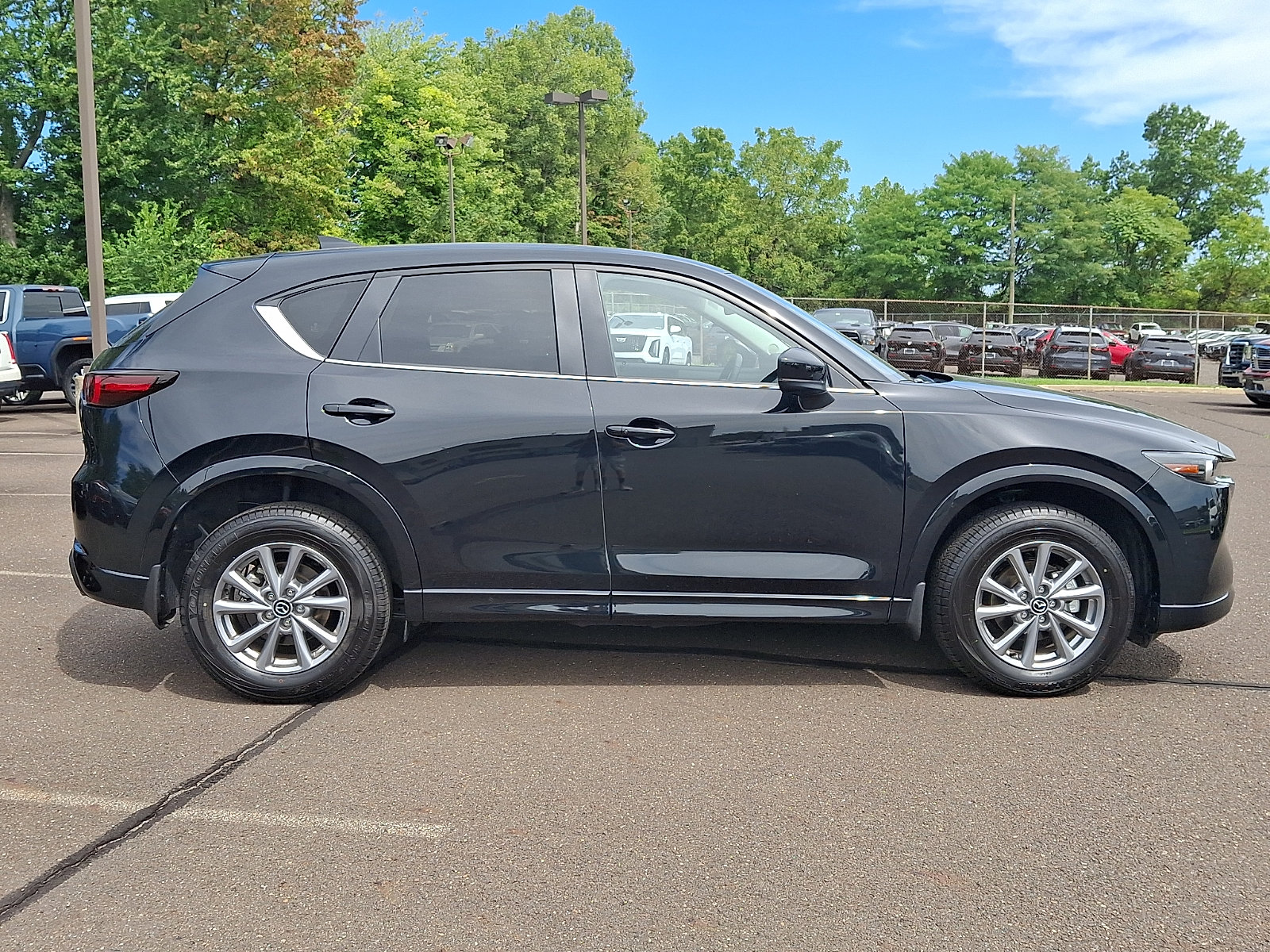 Used 2025 MAZDA CX-5 AWD 2.5 S w/ Select Package image 7