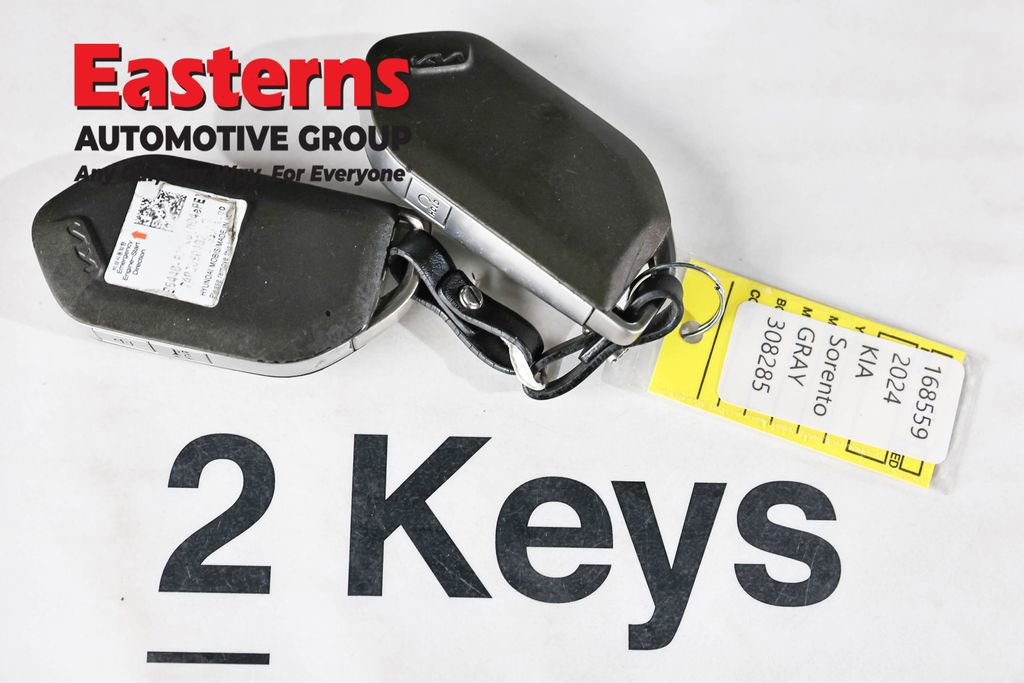 Used 2024 Kia Sorento LX FWD image 25