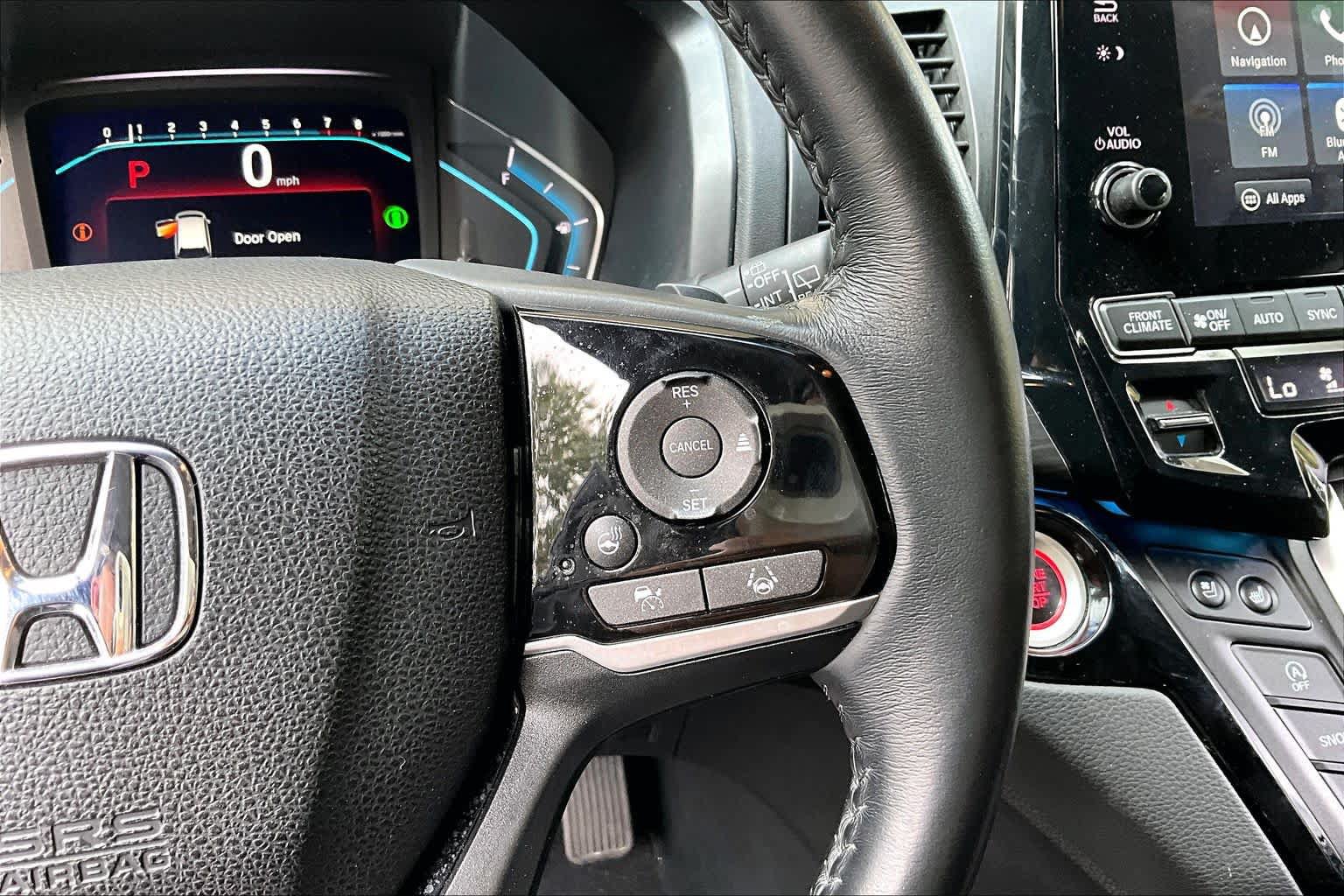 Used 2023 Honda Odyssey Elite image 25