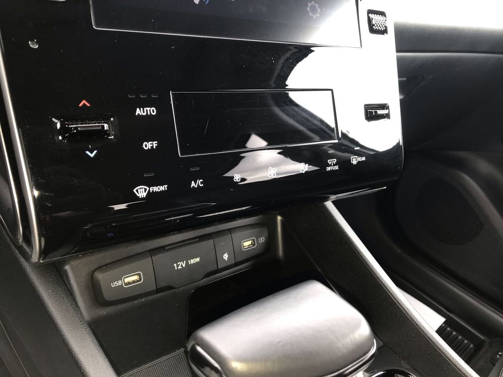 Used 2023 Hyundai Tucson SEL w/ Convenience Package image 18