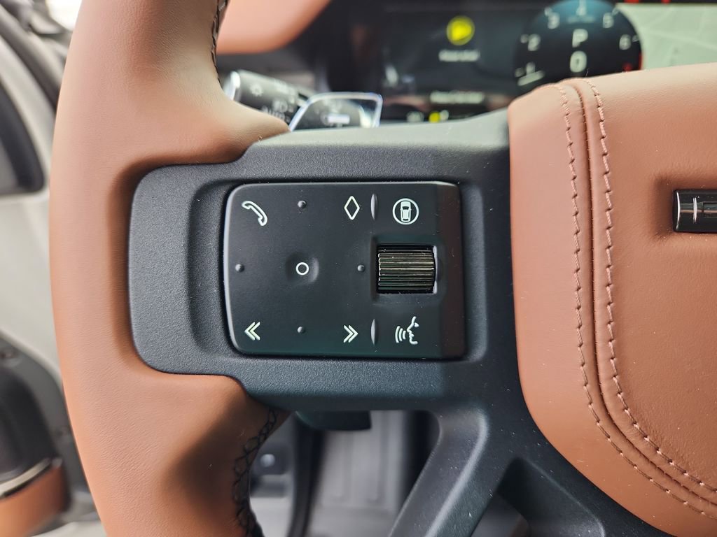 New 2026 Land Rover Defender 110 OCTA AWD/4WD image 17