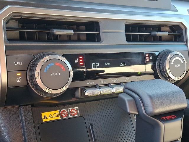 Used 2025 Toyota 4Runner TRD Off-Road image 15