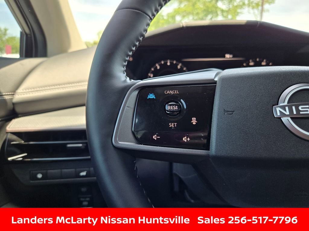 Used 2025 Nissan Murano SV AWD/4WD image 24