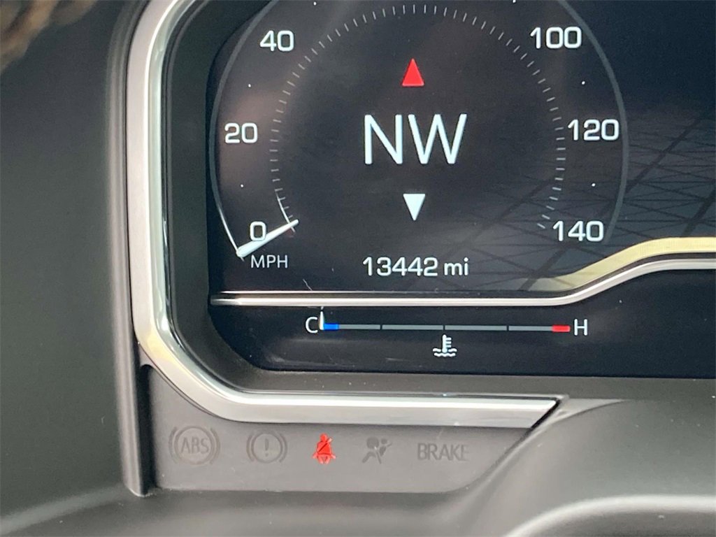 Used 2024 GMC Sierra 2500 AT4 w/ AT4 Preferred Package image 26