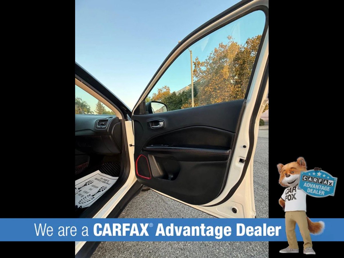 Used 2020 Jeep Compass Trailhawk AWD/4WD image 42