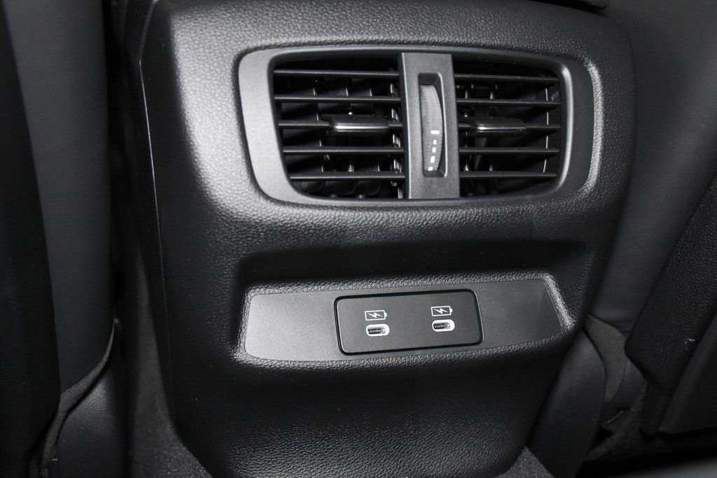 Used 2025 Acura TLX w/ Technology Package image 29