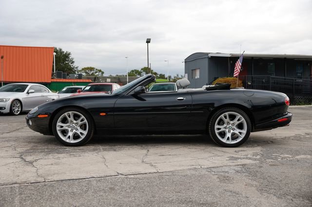 Used 2003 Jaguar XK8 Convertible image 8