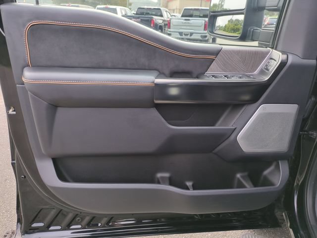 Used 2024 Ford F350 Platinum w/ Tremor Off-Road Package AWD/4WD image 12