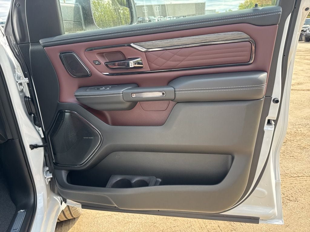 New 2026 RAM 1500 Limited AWD/4WD image 34