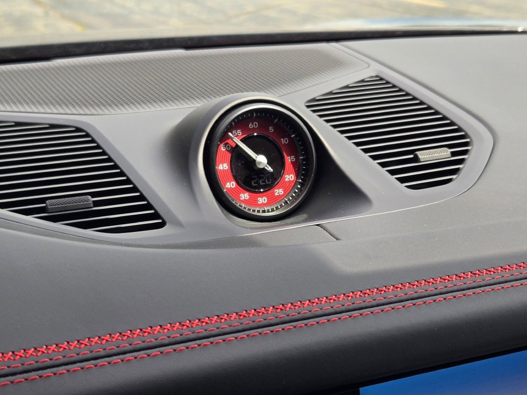 New 2025 Porsche Cayenne GTS image 22