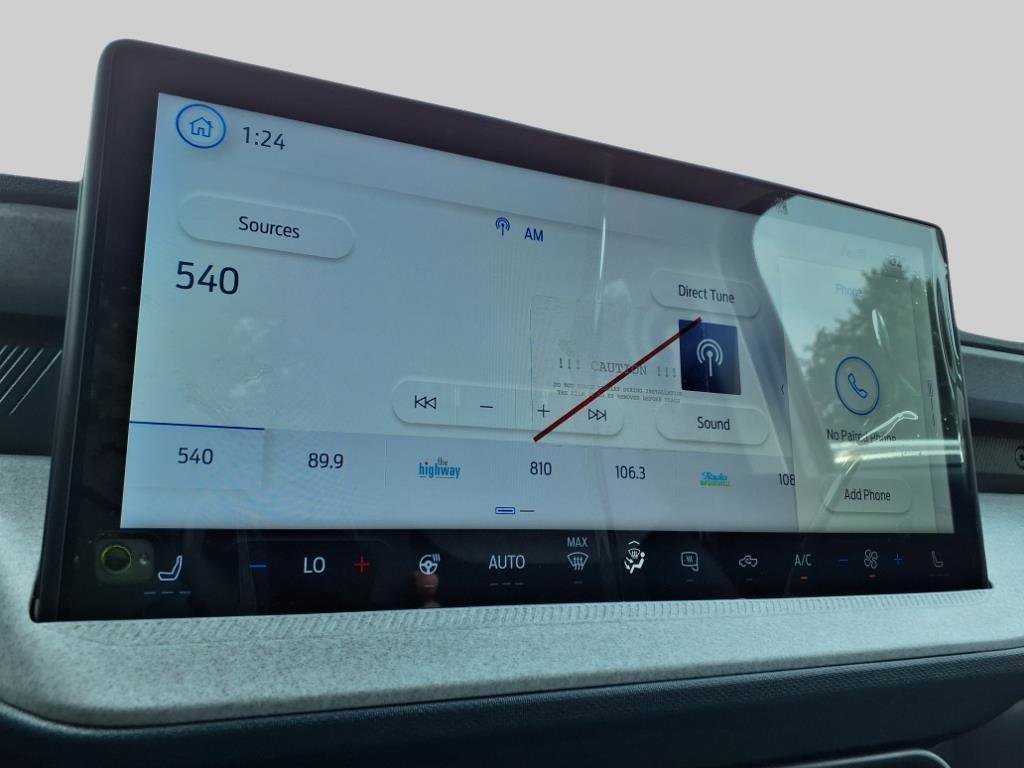 New 2025 Ford Maverick XLT w/ XLT Luxury Package image 7