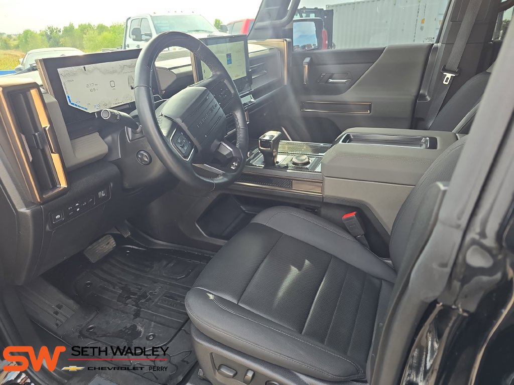 Used 2024 GMC Hummer EV 3X w/ LPO, Illumination Package AWD/4WD image 17