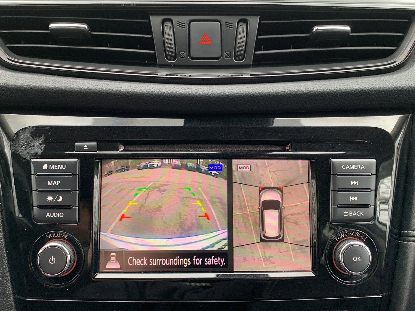 Used 2019 Nissan Rogue SL w/ Premium Package image 25