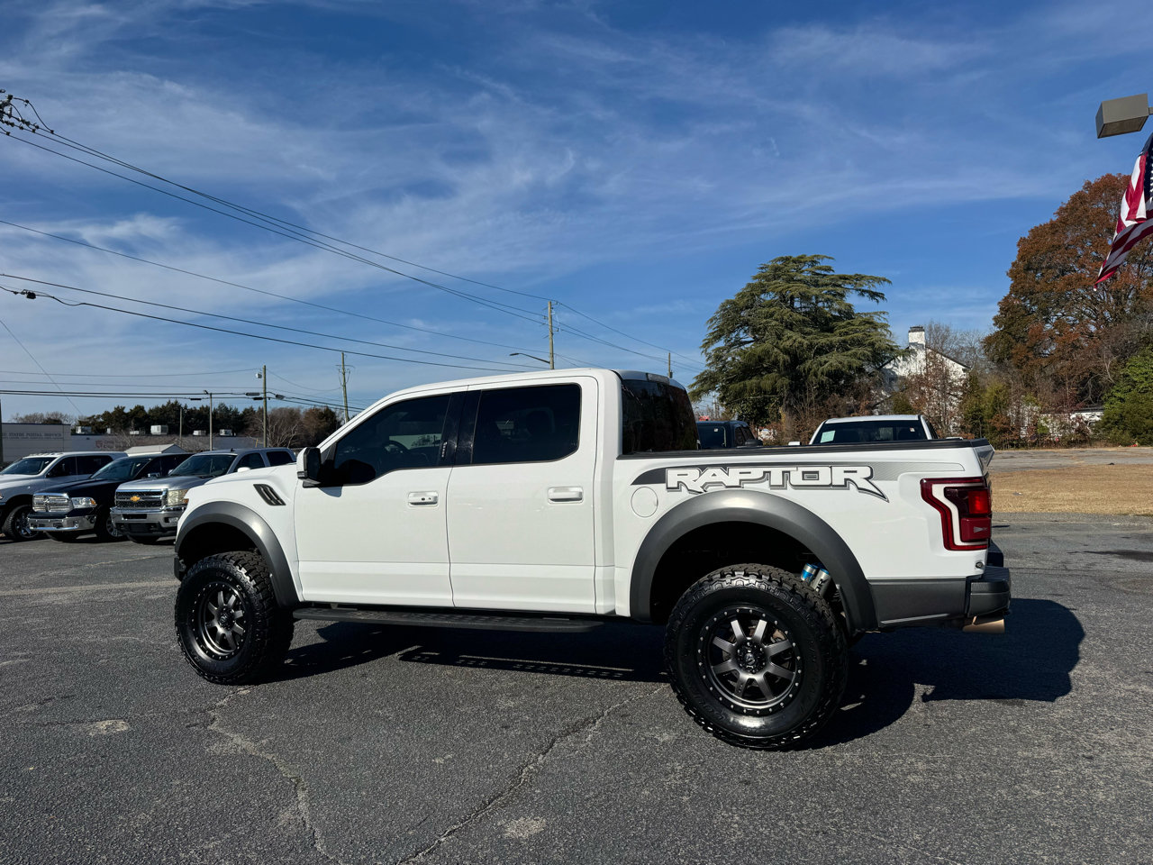 Used 2017 Ford F150 Raptor w/ Equipment Group 802A Luxury image 3
