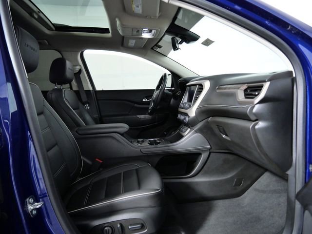 Used 2023 GMC Acadia Denali w/ Denali Ultimate Package image 4