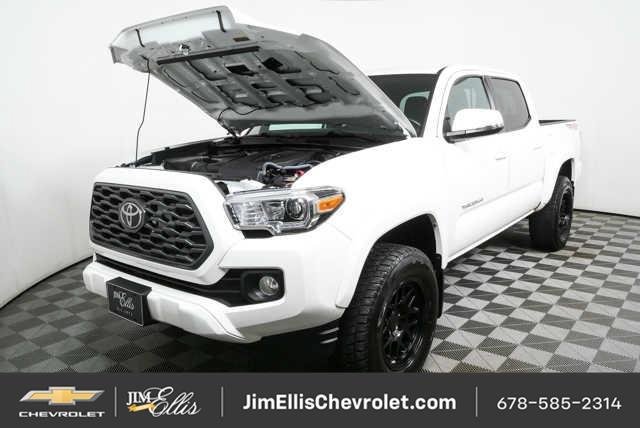 Used 2022 Toyota Tacoma TRD Sport w/ Technology Package AWD/4WD image 28