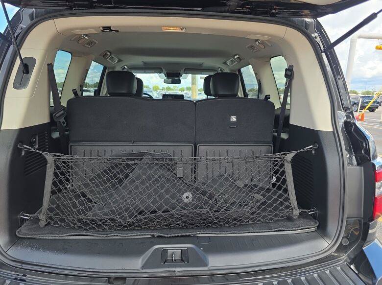 Used 2023 Nissan Armada SL w/ Captain's Chairs Package RWD image 15