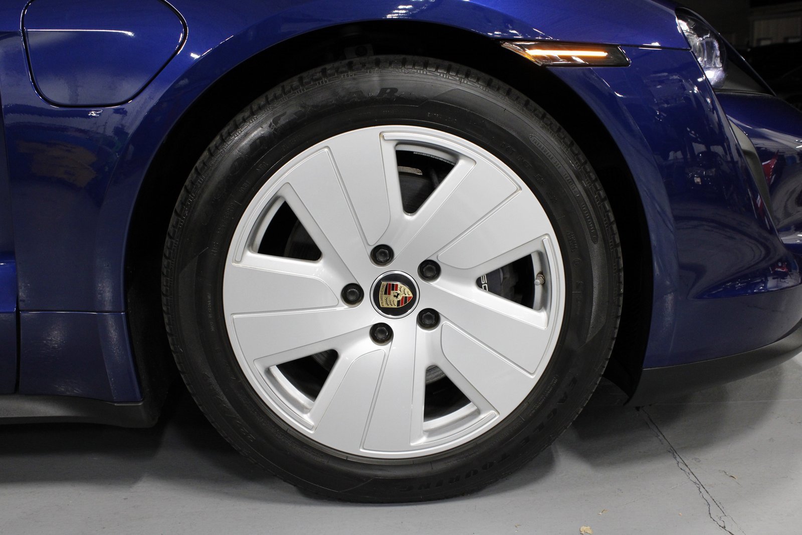 Certified 2021 Porsche Taycan image 14