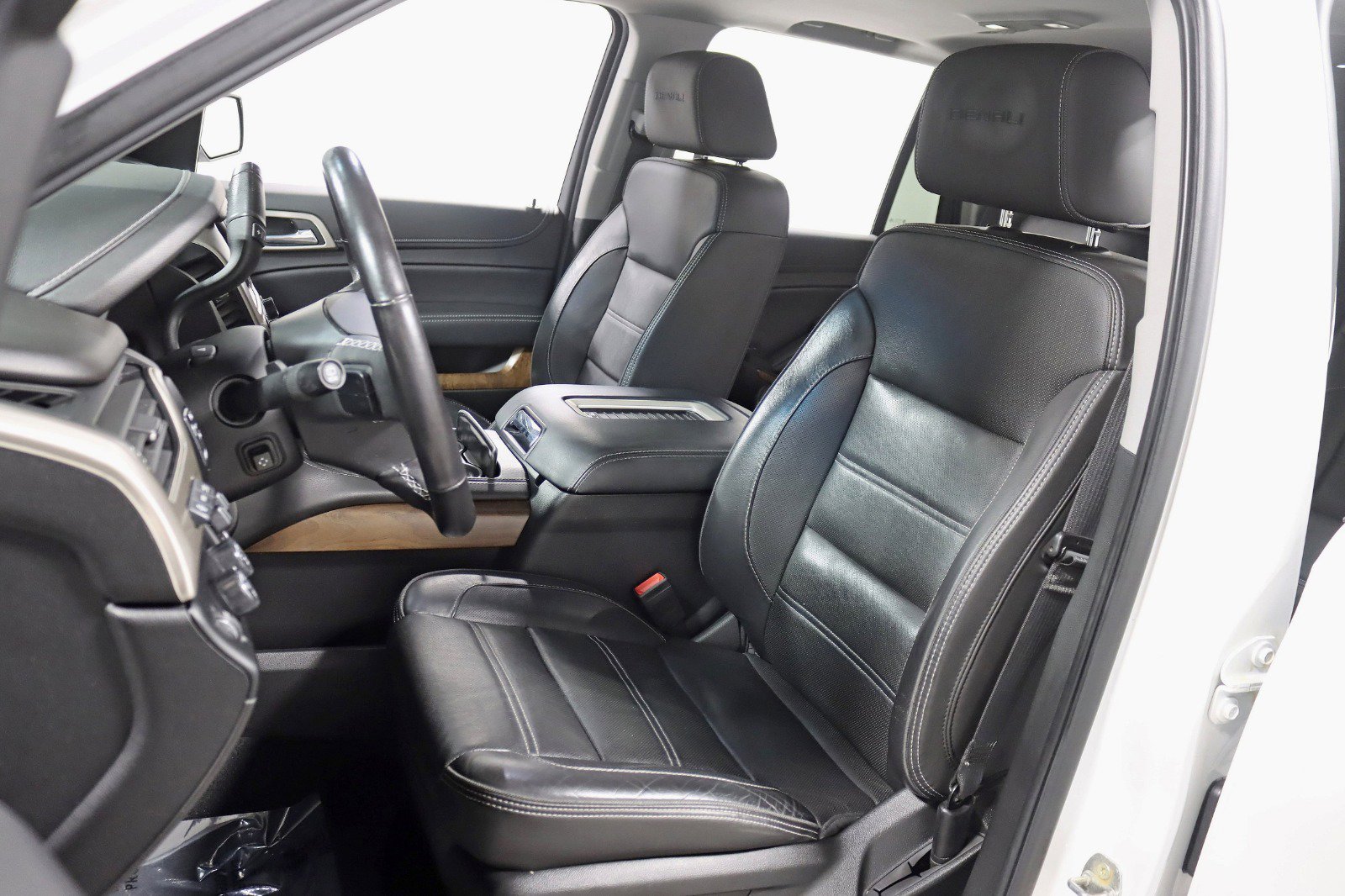 Used 2019 GMC Yukon Denali image 26