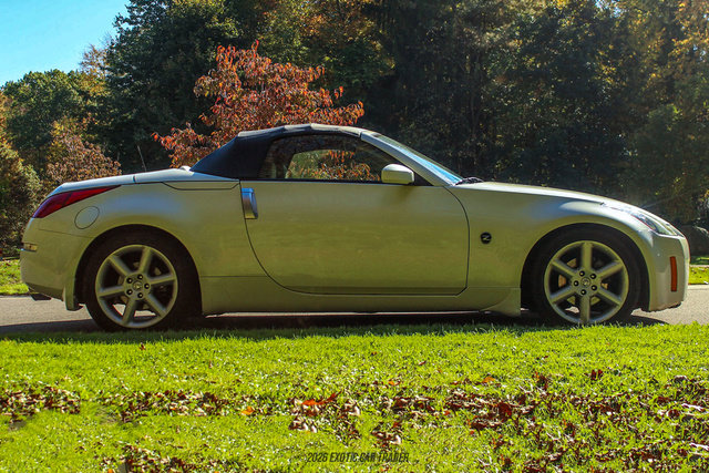 Used 2004 Nissan 350Z Touring RWD image 18