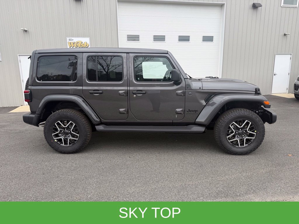 New 2027 Jeep Wrangler Unlimited Sahara AWD/4WD image 2