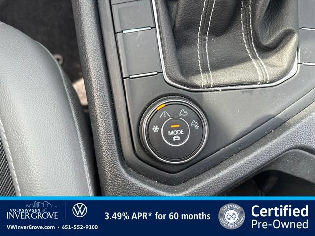Certified 2022 Volkswagen Taos SE w/ IQ.Drive SE Package AWD/4WD image 16