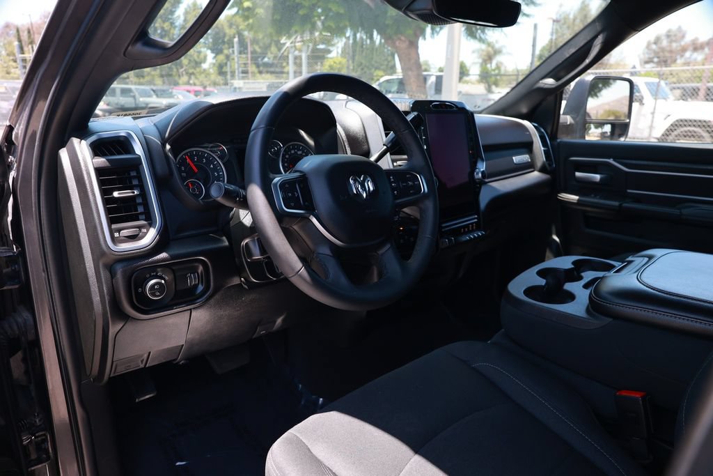 Used 2025 RAM 2500 Big Horn AWD/4WD image 14