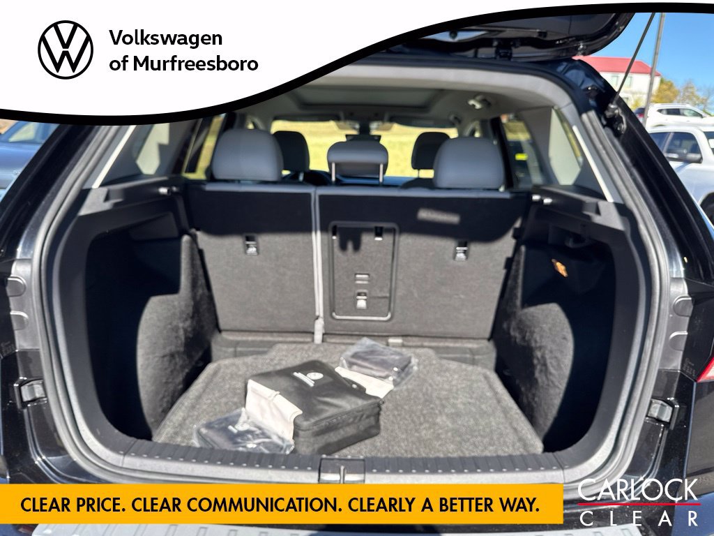 Certified 2023 Volkswagen Taos SE w/ Panoramic Sunroof Package FWD image 30