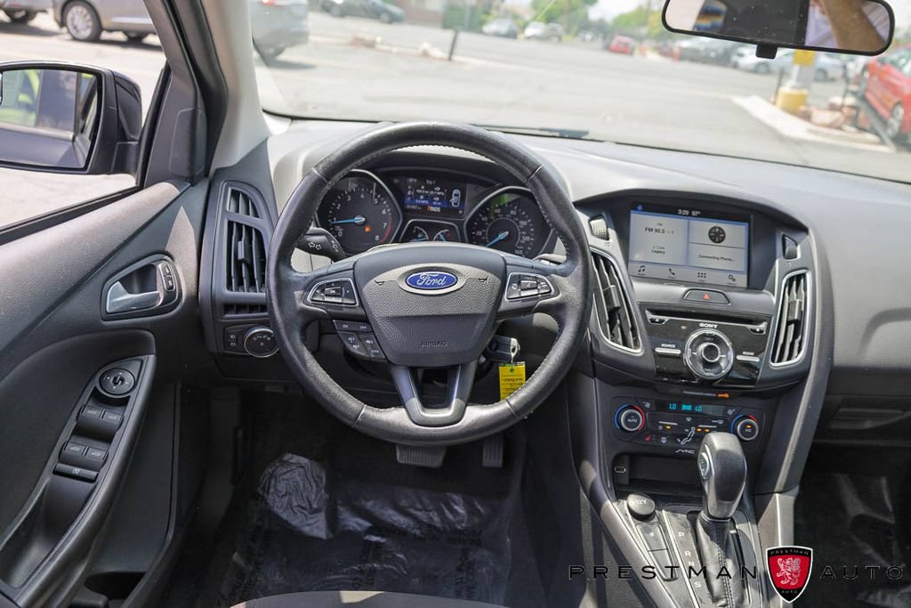 Used 2018 Ford Focus SEL w/ Cold Weather Package FWD image 2